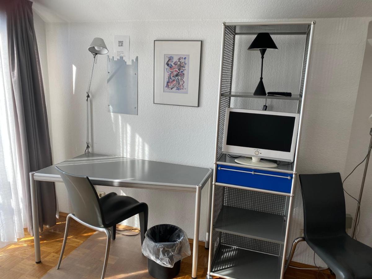 Apartmenthaus Zentrum Komfort Apartments Mit Minikuchen Verschiedener Grossen Kassel Kültér fotó