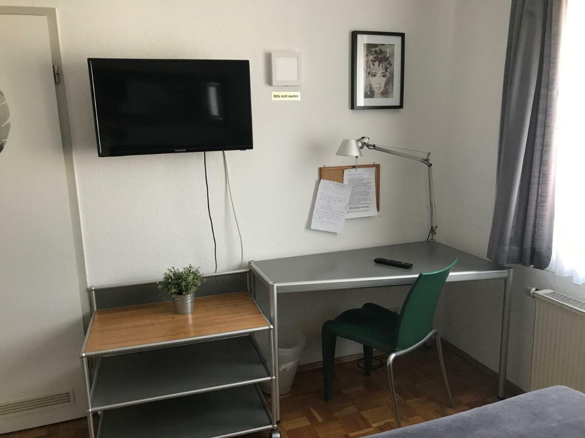 Apartmenthaus Zentrum Komfort Apartments Mit Minikuchen Verschiedener Grossen Kassel Kültér fotó